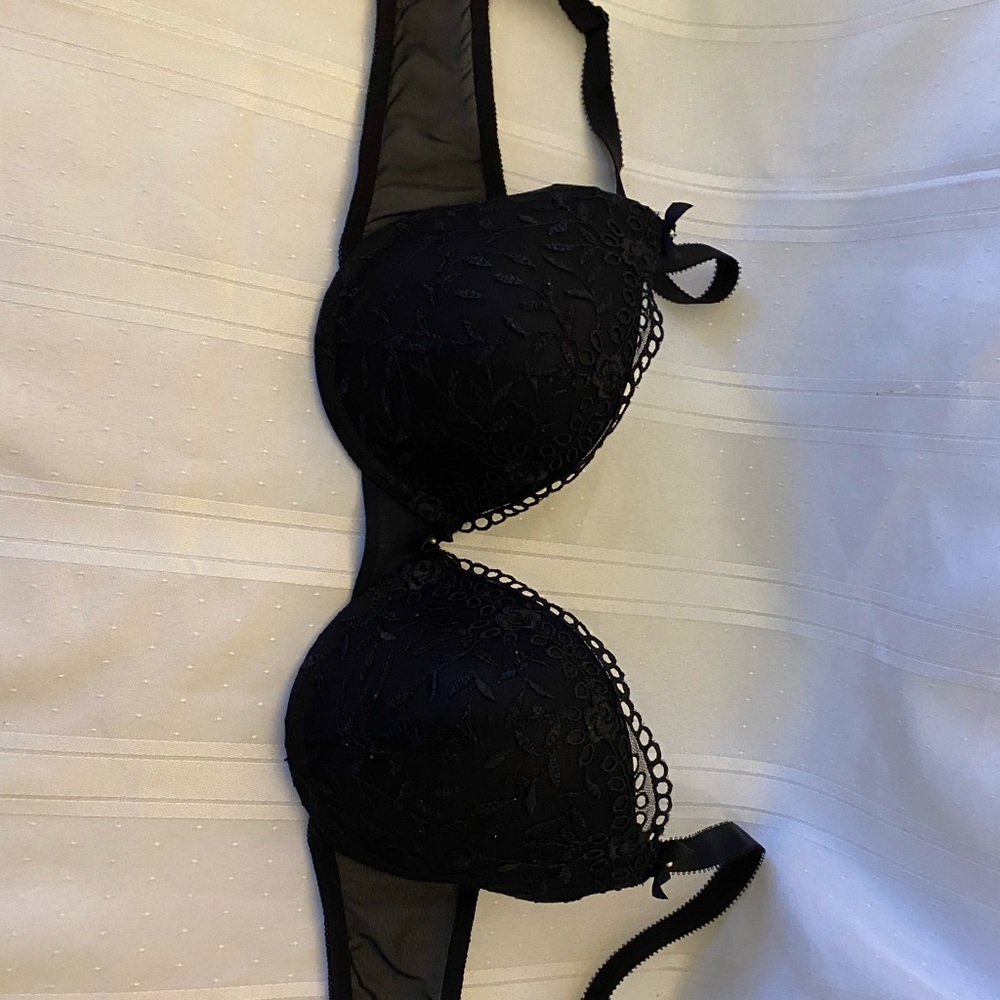 Bra - Picture 3 of 3